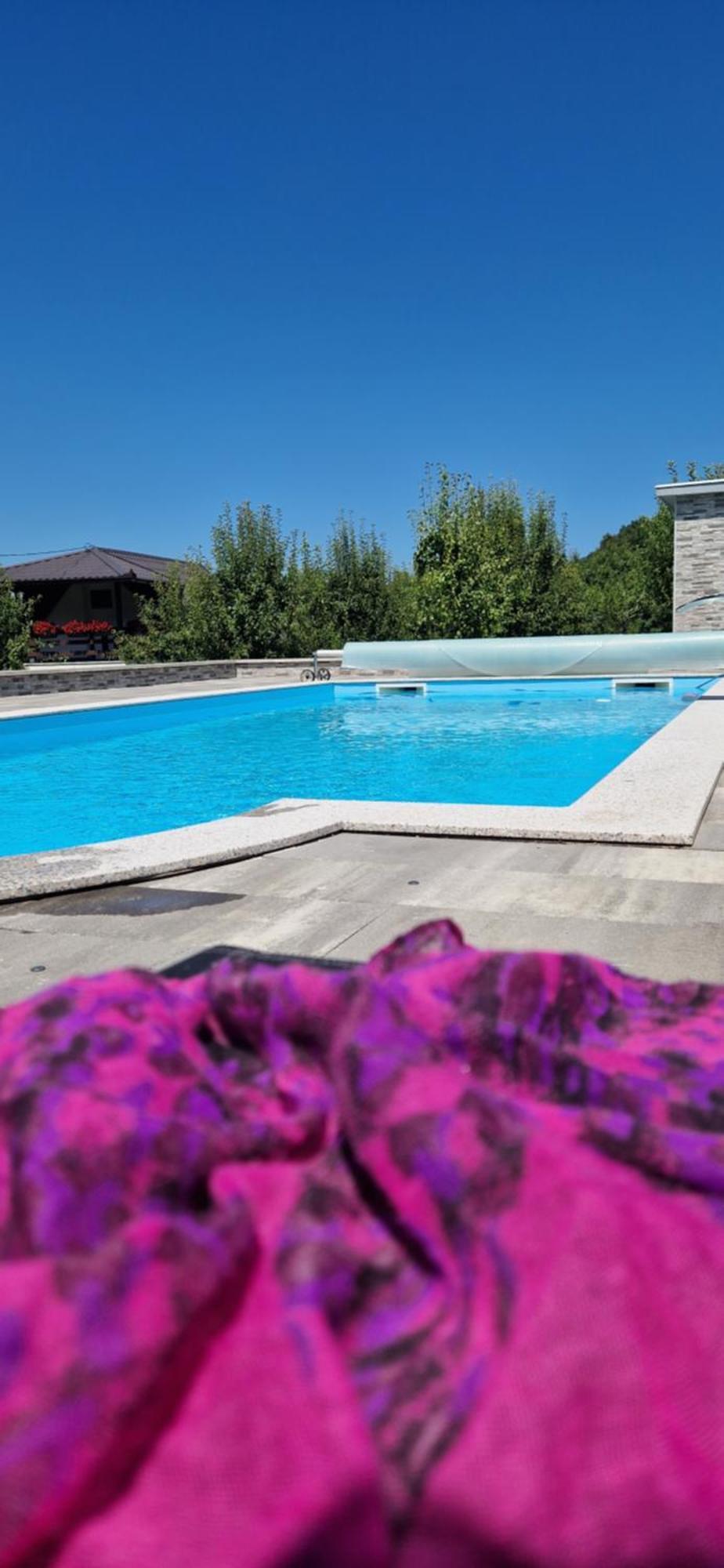 Holiday Home Emir Racic Bagian luar foto