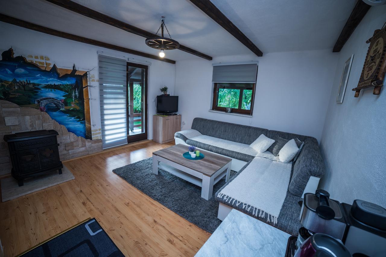 Holiday Home Emir Racic Bagian luar foto