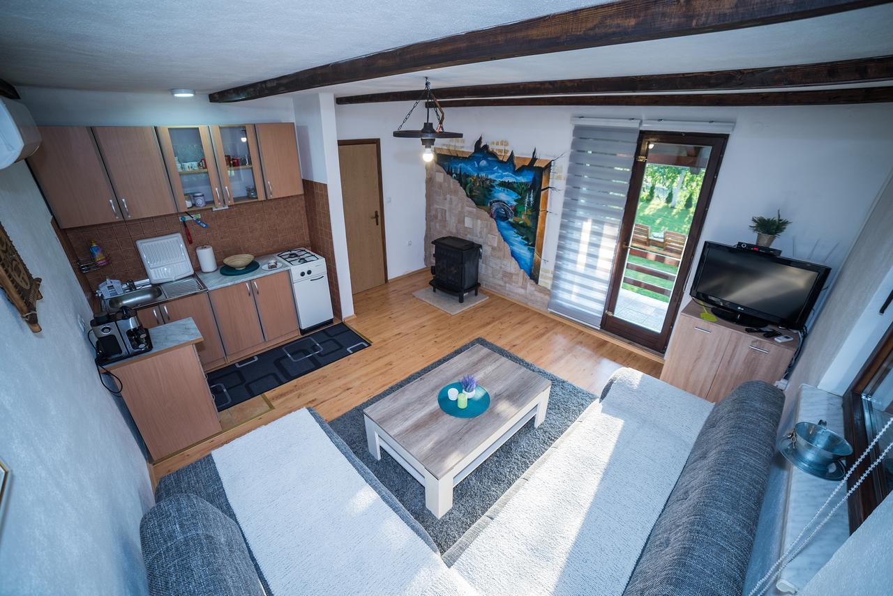 Holiday Home Emir Racic Bagian luar foto